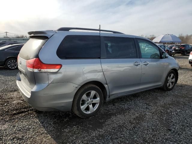 2011 Toyota Sienna XLE