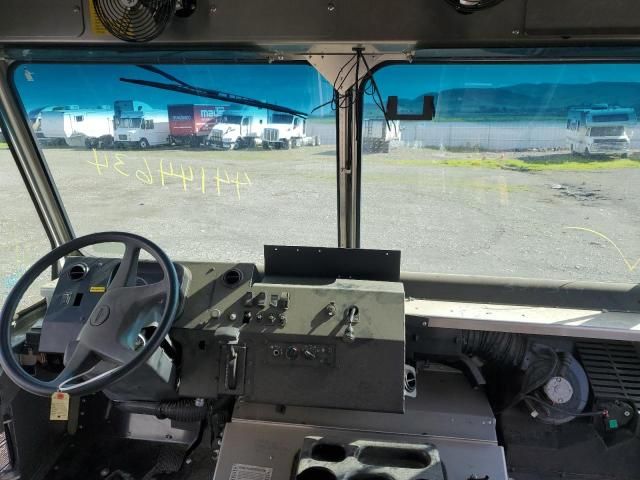 2020 Freightliner Chassis M Line WALK-IN Van