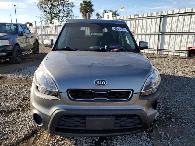 2013 KIA Soul +