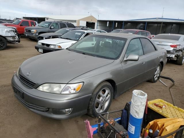 2000 Lexus ES 300