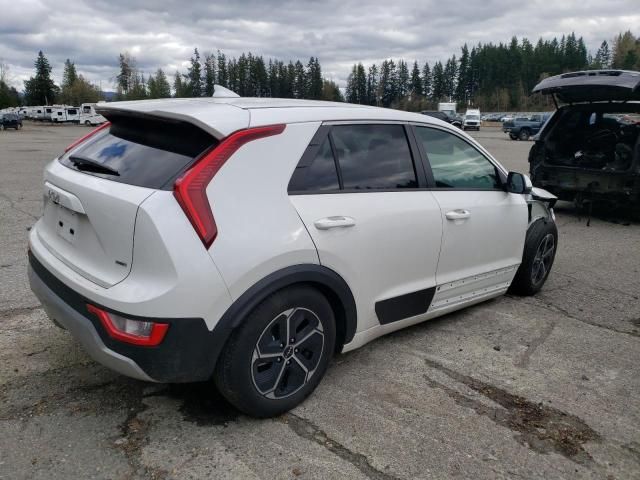 2023 KIA Niro LX