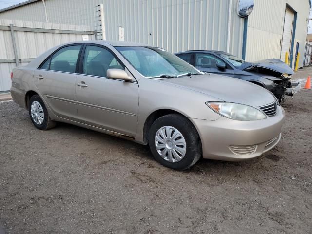 2005 Toyota Camry LE