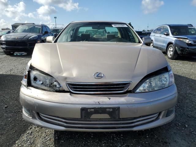 2000 Lexus ES 300