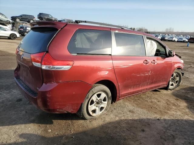 2011 Toyota Sienna XLE