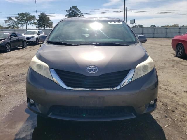 2012 Toyota Sienna LE