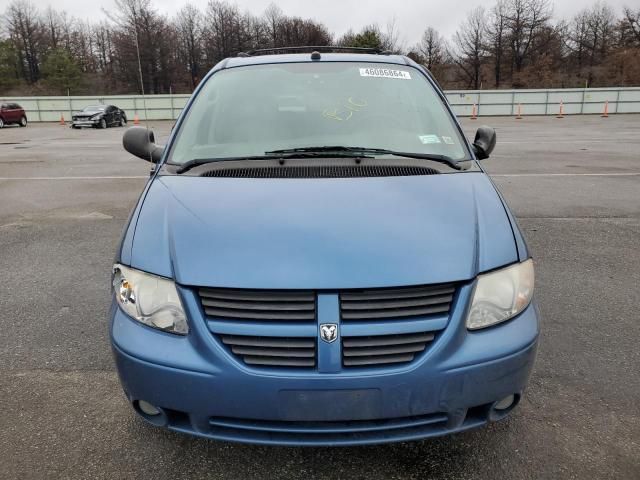 2005 Dodge Grand Caravan SXT