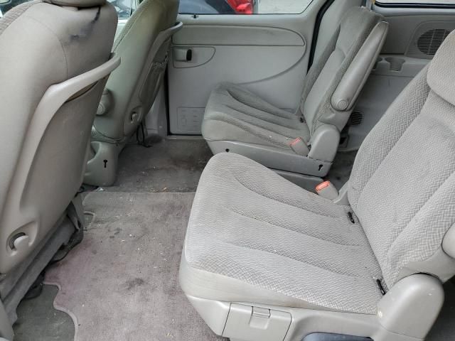 2005 Chrysler Town & Country Touring