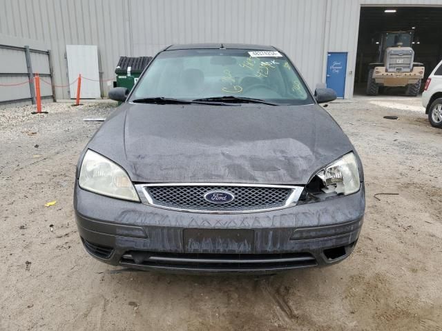 2005 Ford Focus ZX4