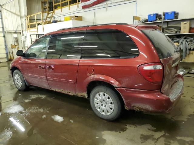 2007 Chrysler Town & Country LX