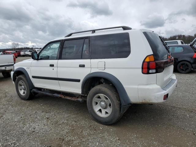 2003 Mitsubishi Montero Sport ES