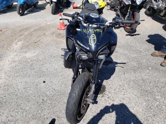 2022 Yamaha MTN1000