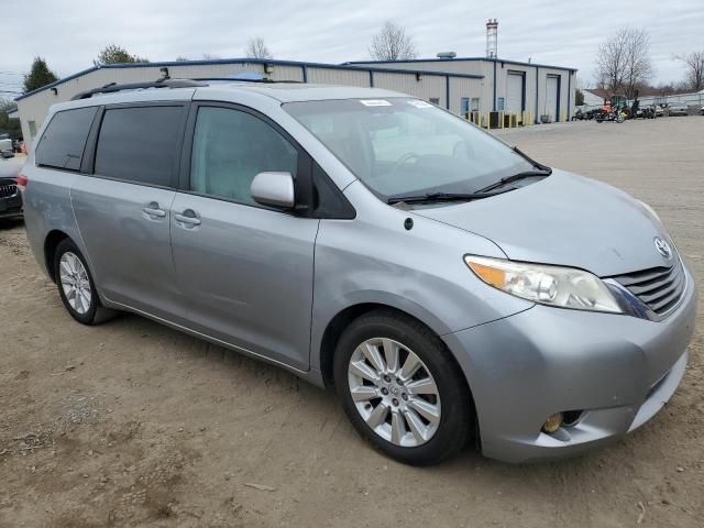 2014 Toyota Sienna XLE