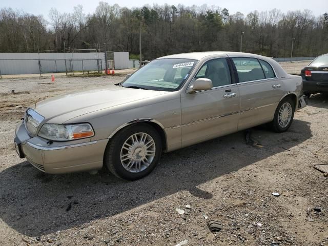 2008 Lincoln Town Car Signature Long Wheelbase