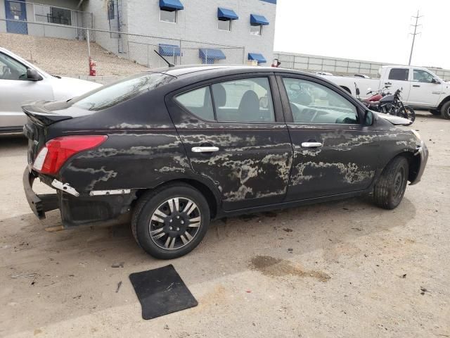 2013 Nissan Versa S