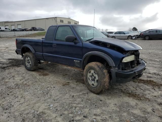 2003 Chevrolet S Truck S10