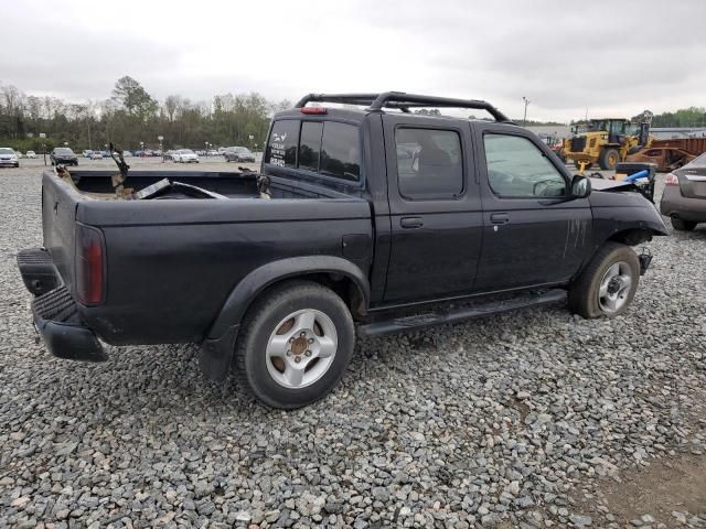 2000 Nissan Frontier Crew Cab XE