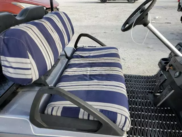 2003 Clubcar Golf Cart