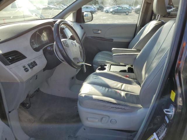 2011 Toyota Sienna XLE