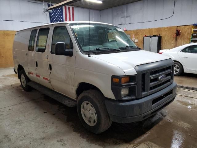 2013 Ford Econoline E350 Super Duty Van