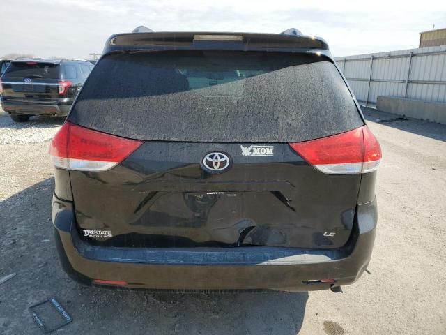 2014 Toyota Sienna LE