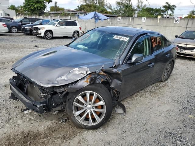 2015 Infiniti Q50 Base