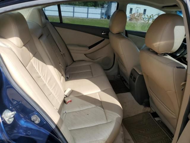 2011 Nissan Altima Base