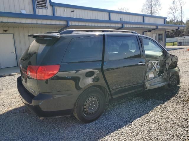 2009 Toyota Sienna CE