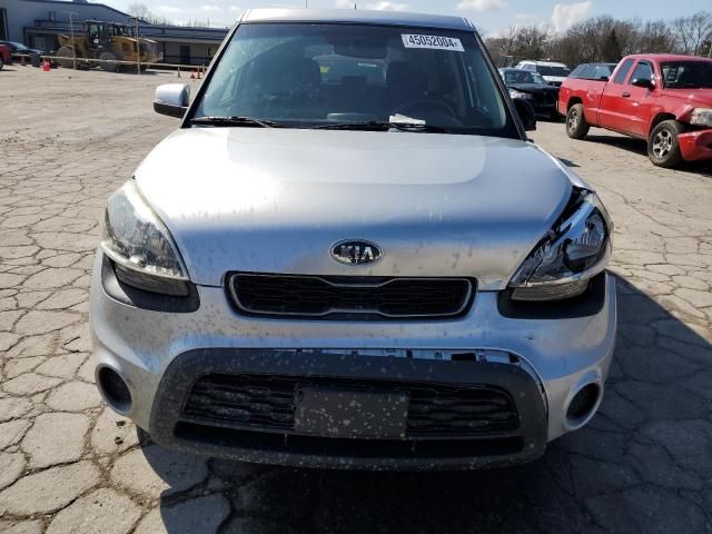 2013 KIA Soul +