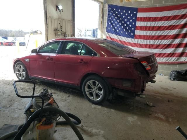 2015 Ford Taurus SEL