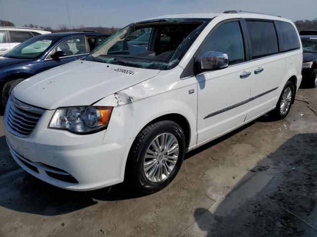 2014 Chrysler Town & Country Touring L