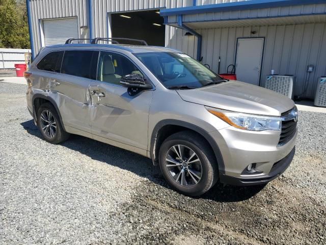 2016 Toyota Highlander XLE