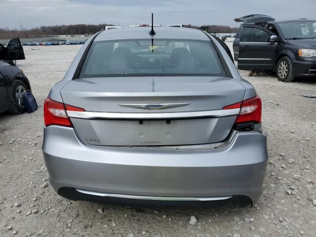 2013 Chrysler 200 Touring