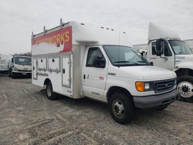 2007 Ford Econoline E350 Super Duty Cutaway Van