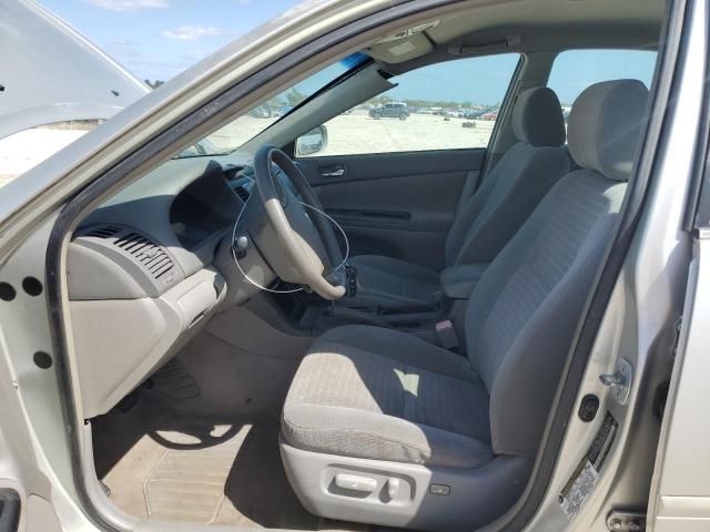 2005 Toyota Camry LE