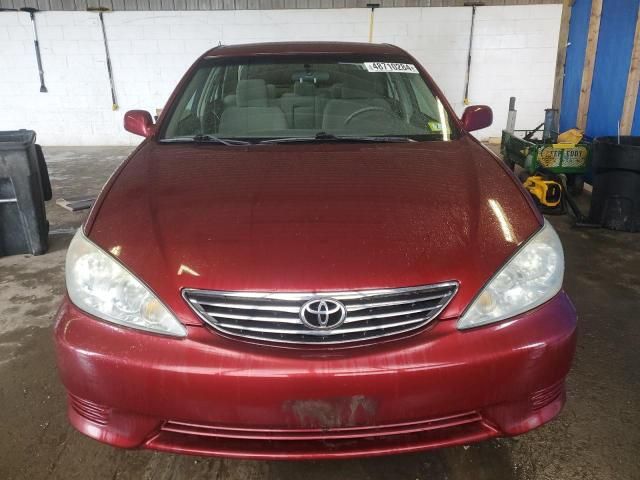 2005 Toyota Camry LE