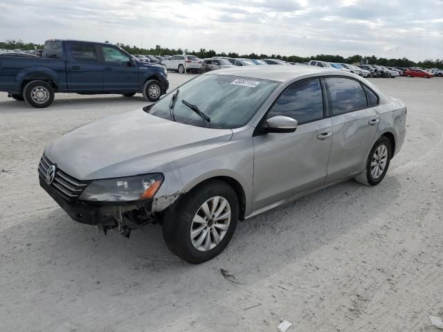 2013 Volkswagen Passat S