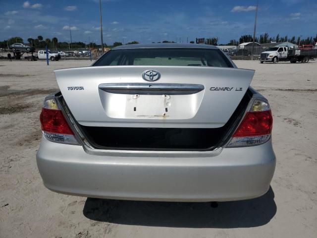 2005 Toyota Camry LE