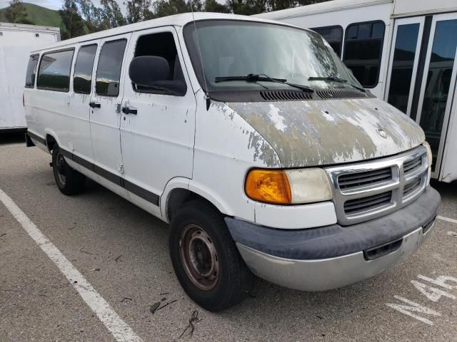 2001 Dodge RAM Wagon B3500