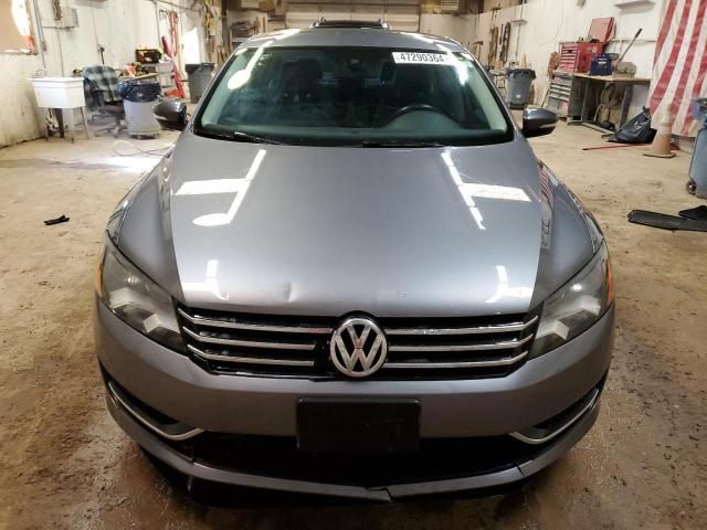 2015 Volkswagen Passat SE