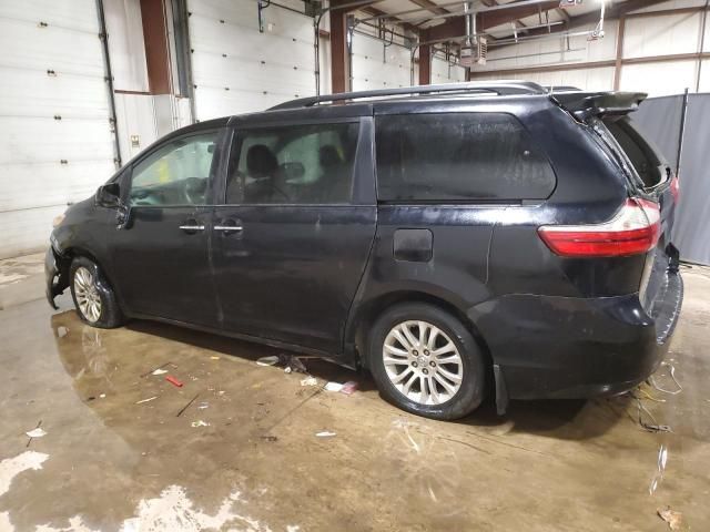 2016 Toyota Sienna XLE