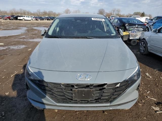 2021 Hyundai Elantra SE