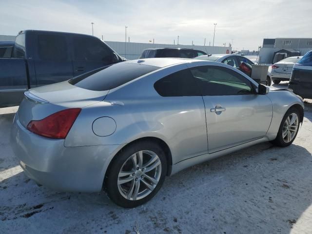 2010 Infiniti G37