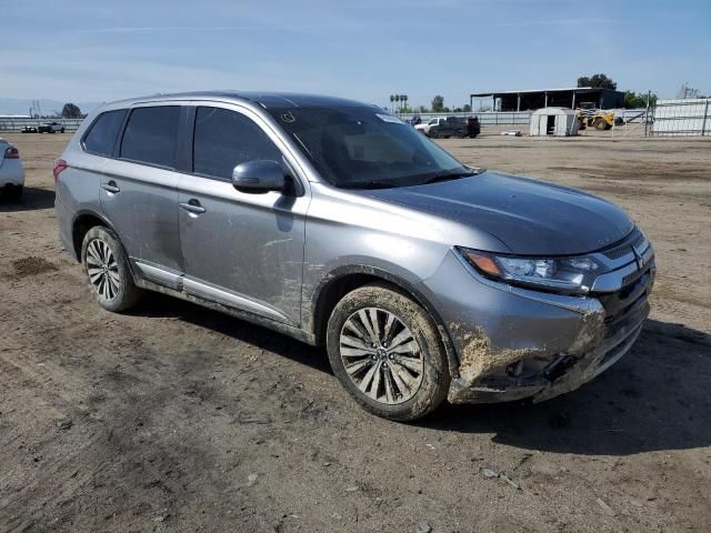 2020 Mitsubishi Outlander SE