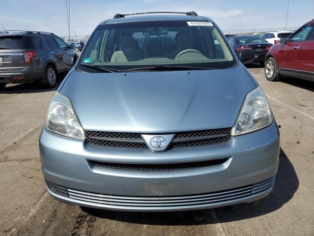 2005 Toyota Sienna CE