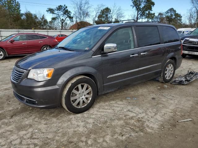 2015 Chrysler Town & Country Touring