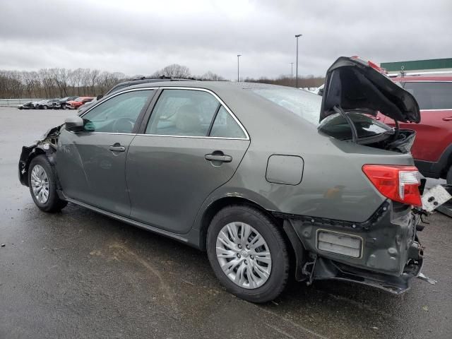 2013 Toyota Camry Hybrid