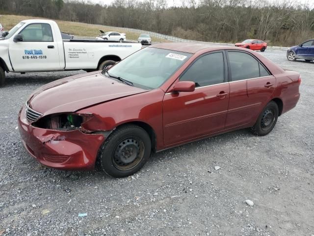 2005 Toyota Camry LE