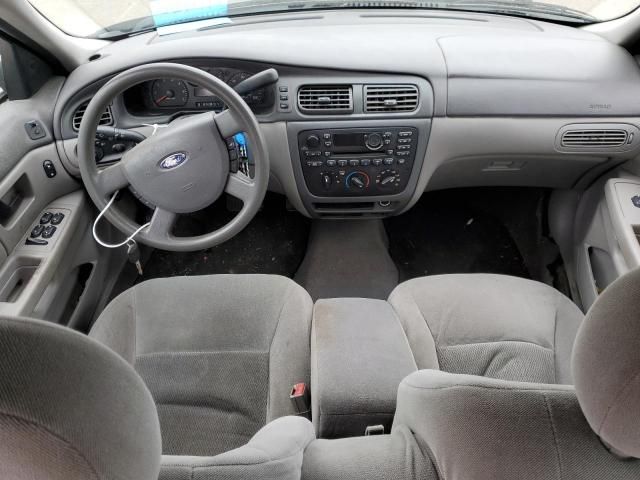 2005 Ford Taurus SE