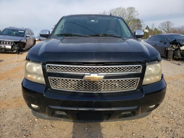 2010 Chevrolet Suburban C1500  LS