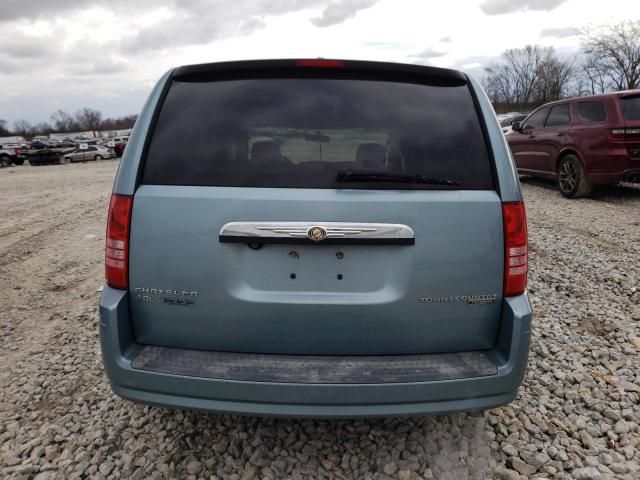 2010 Chrysler Town & Country Touring Plus